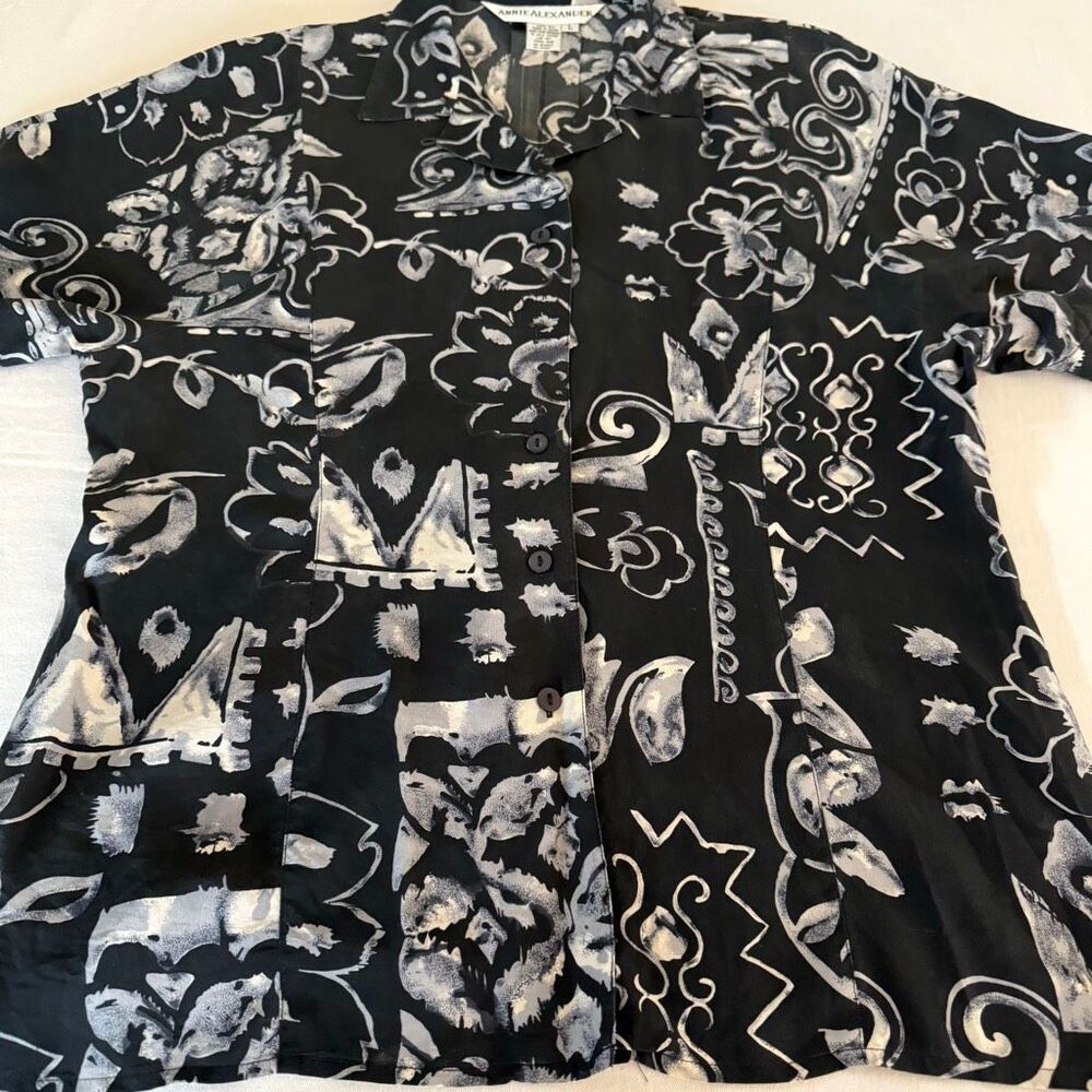 Annie Alexander Silk Blouse | Button Up Short Sleeve | Floral Batik | Size L